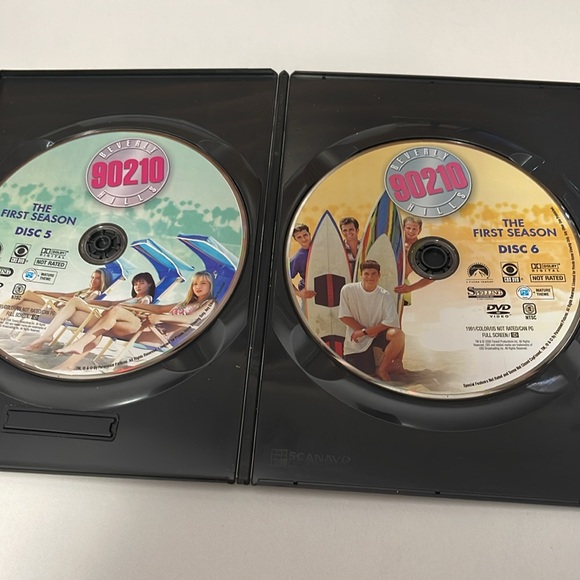 BEVERLY HILLS 90210 DVD The Complete First Season 6 Disks - Picture 9 of 9